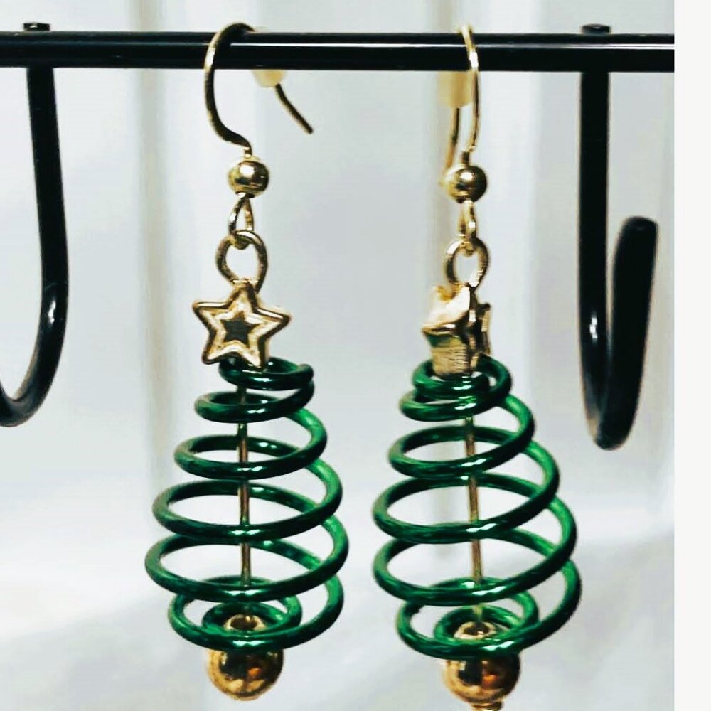 CORKSCREW CHRISTMAS TREE DANGLE EARRINGS